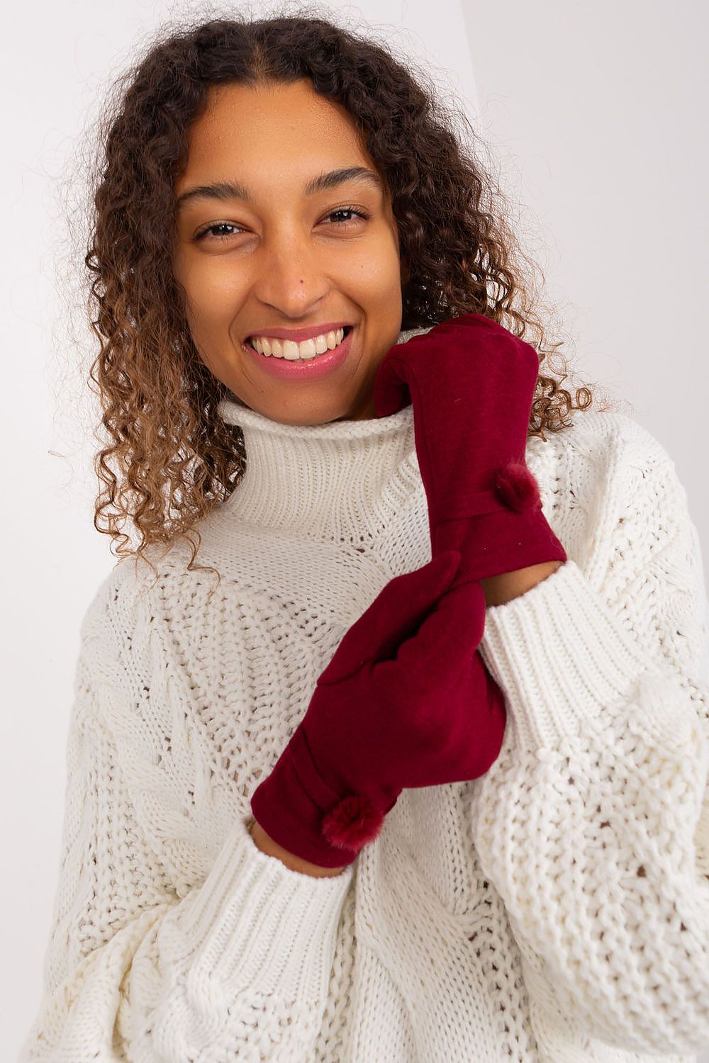  Gloves model 191104 AT 
