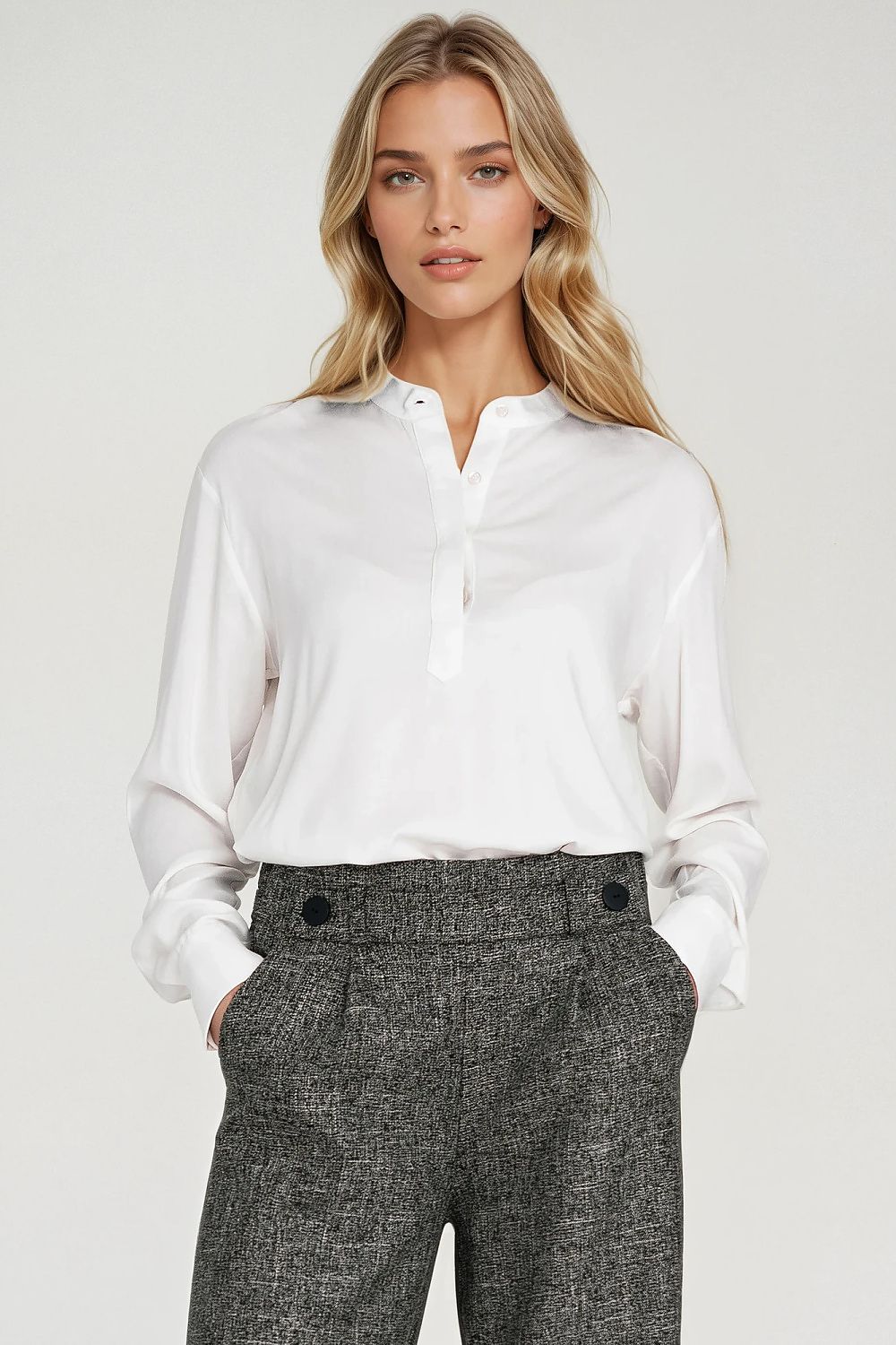  Blouse model 217584 Nife 