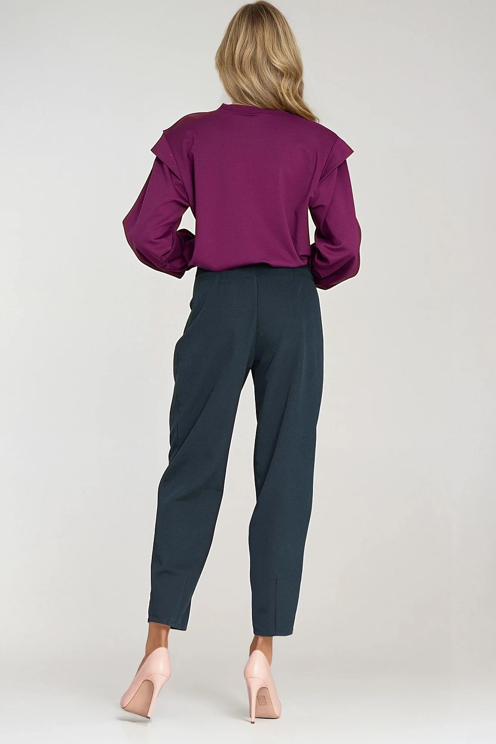  Sweatshirt model 218900 Nife 
