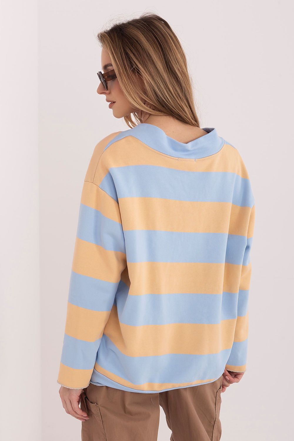  Sweatshirt model 225057 Factory Price 