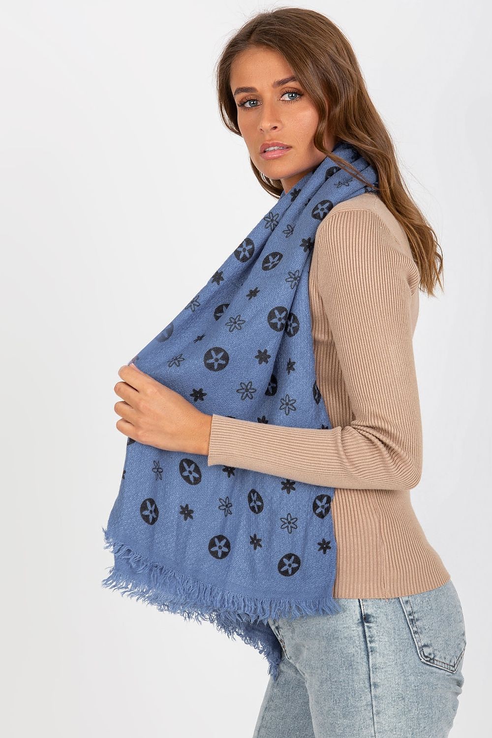  Neckerchief model 174873 AT 